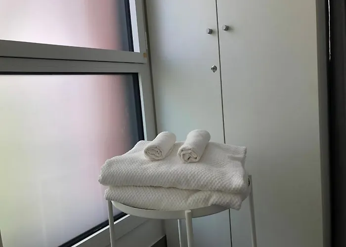 Modern By Port & Old Town Apartament *